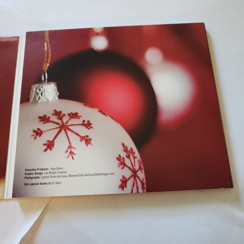 Season's Greetings from Frank Sinatra & Bing Crosby Christmas CD 2007 Pre-owned - Picture 4 of 7