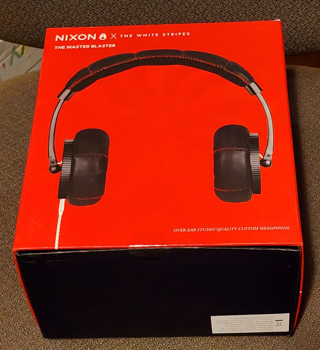 尼克松黑色耳机| eBay