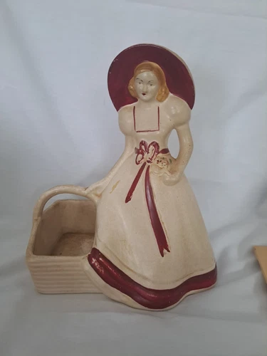 Vintage 1940's Hull Pottery Southern Lady Planter