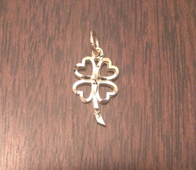 14K GELBGOLD 4 BLATT KLEE GLÜCKSBRINGER HERZ KLEEBLATT ANHÄNGER - 0,8 ZOLL