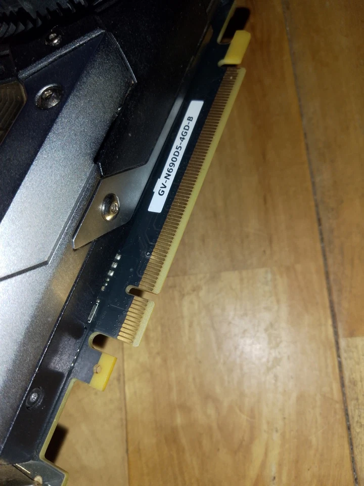 Nvidia GeForce GTX 690 4GB GDDR5 512-Bit Graphics Card GPU. - Image 4 of 4