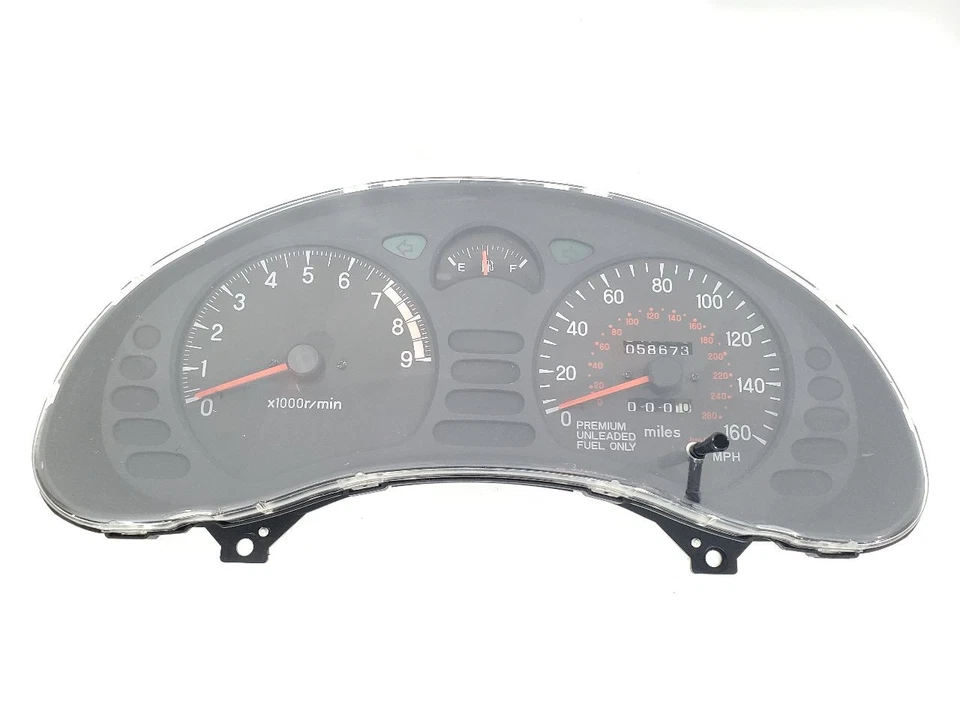 Medidor de velocímetro usado se adapta a: Mitsubishi 3000gt Cluster 1994 tracción delantera DOHC MT grado A Foto 2 de 4