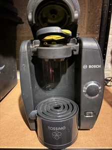 Bosch Tassimo TAS4000GB/15. Kaffeevollautomat Heißgetränkeautomat schwarz