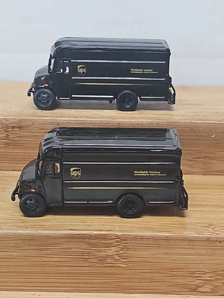 2 Norscot  UPS P80 Delivery Truck Diecast Model #58008 HO SCALE 1/87  - Image 4 of 4
