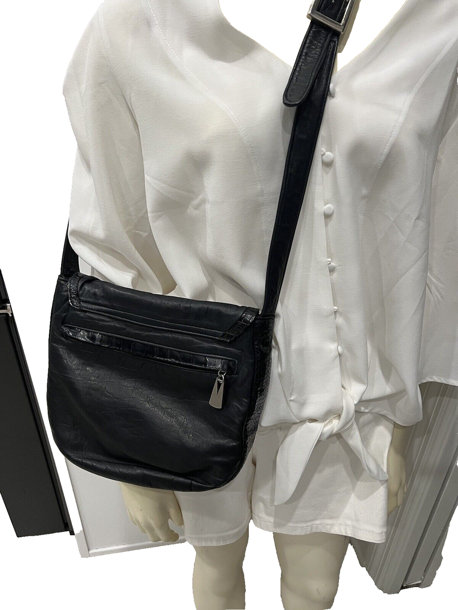 Liza Ganz Black Soft Leather Crossbody Purse 3 Zippers 4 