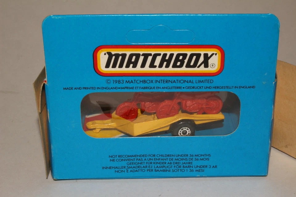 MATCHBOX SUPERFAST #75+ MOTORCYCLE TRAILER, RARE YELLOW TRAILER, RED CYCLES - Image 3 of 4