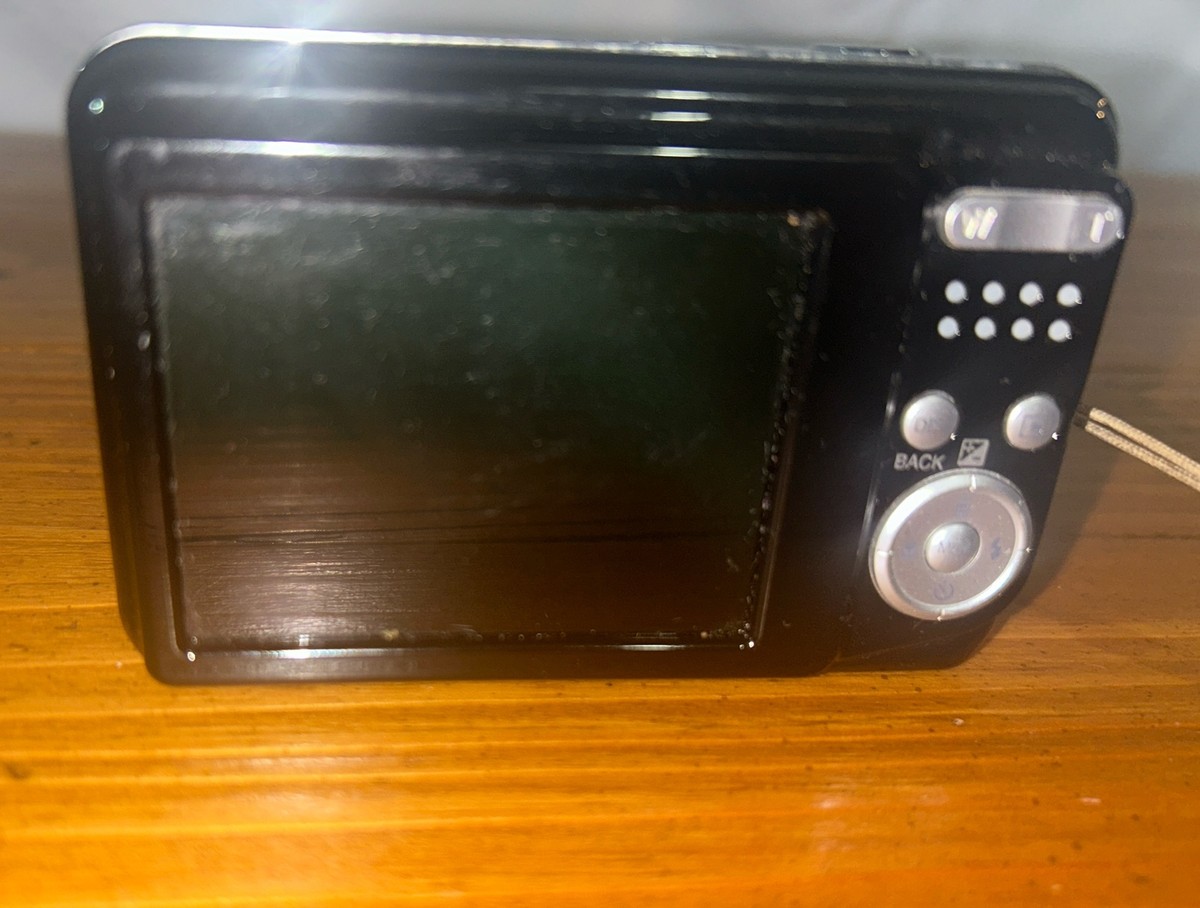 Fujifilm Finepix AX550 16.0MP Black Digital Camera Parts Or