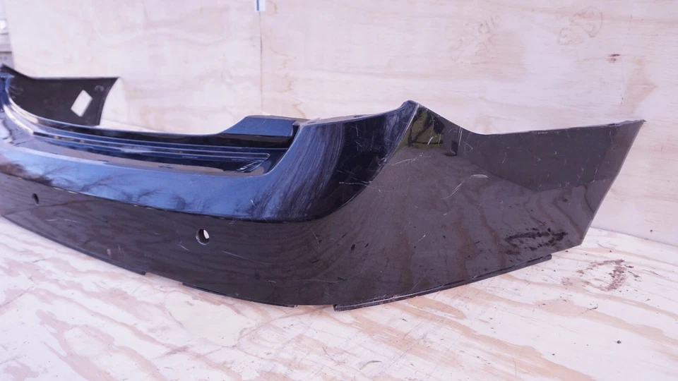 Cadillac SRX 2010-2016 parachoques trasero cubierta panel plástico fábrica 20835695 OEM Foto 4 de 4