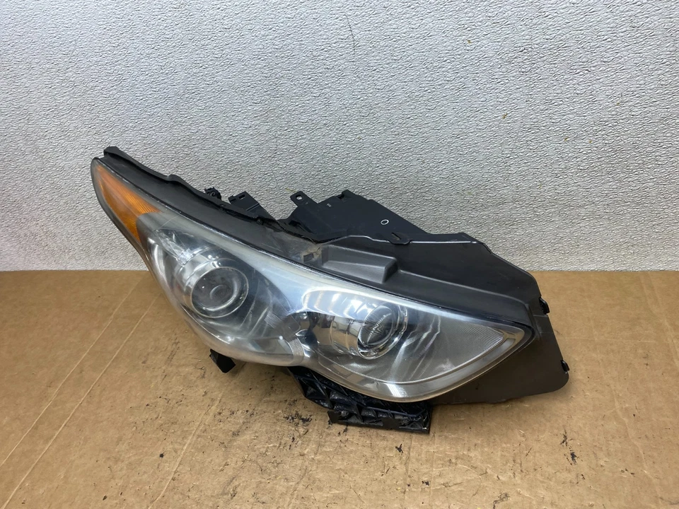 Faro derecho de xenón oculto Infiniti FX35 FX37 FX50 QX70 2009-2017 T3339 DW Foto 2 de 4