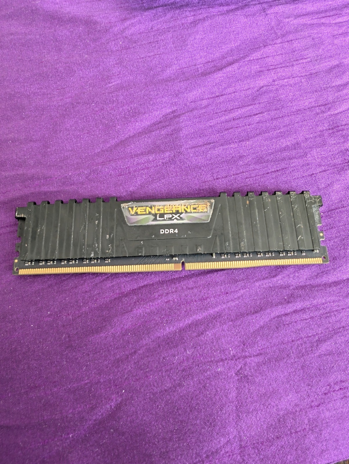 Corsair Vengeance 8GB LPX DDR4 - 3000Mhz, CMK8GX4M1D3000C16, read Details Please