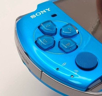 Mint Sony PSP-3000 Vibrant Blue Console Complete in Box w/ Charger