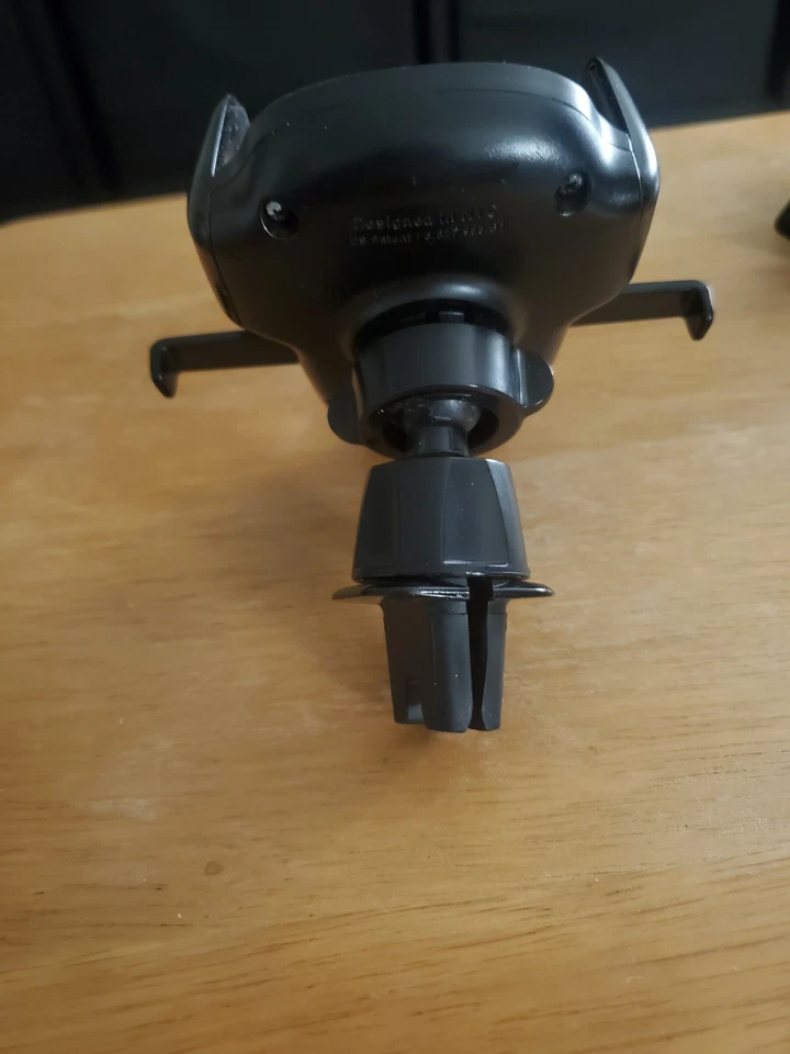 iOttie Montaje Universal para Coche Fácil Un Toque, 5 Ventilaciones de Aire, Soporte para Teléfono con Al Ras Foto 3 de 4