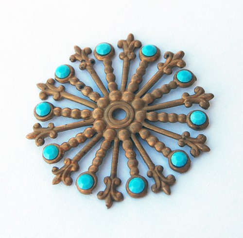 VINTAGE BRASS RHINESTONES DECORATIVE SPOKE SWAROVSKI MANY COLORS AVAILABLE 39mm - Picture 12 of 14