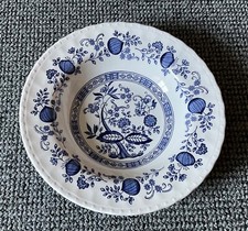 Suppenteller, Royal Tudor, Blue Onion, 23 cm, England, sehr guter Zustand