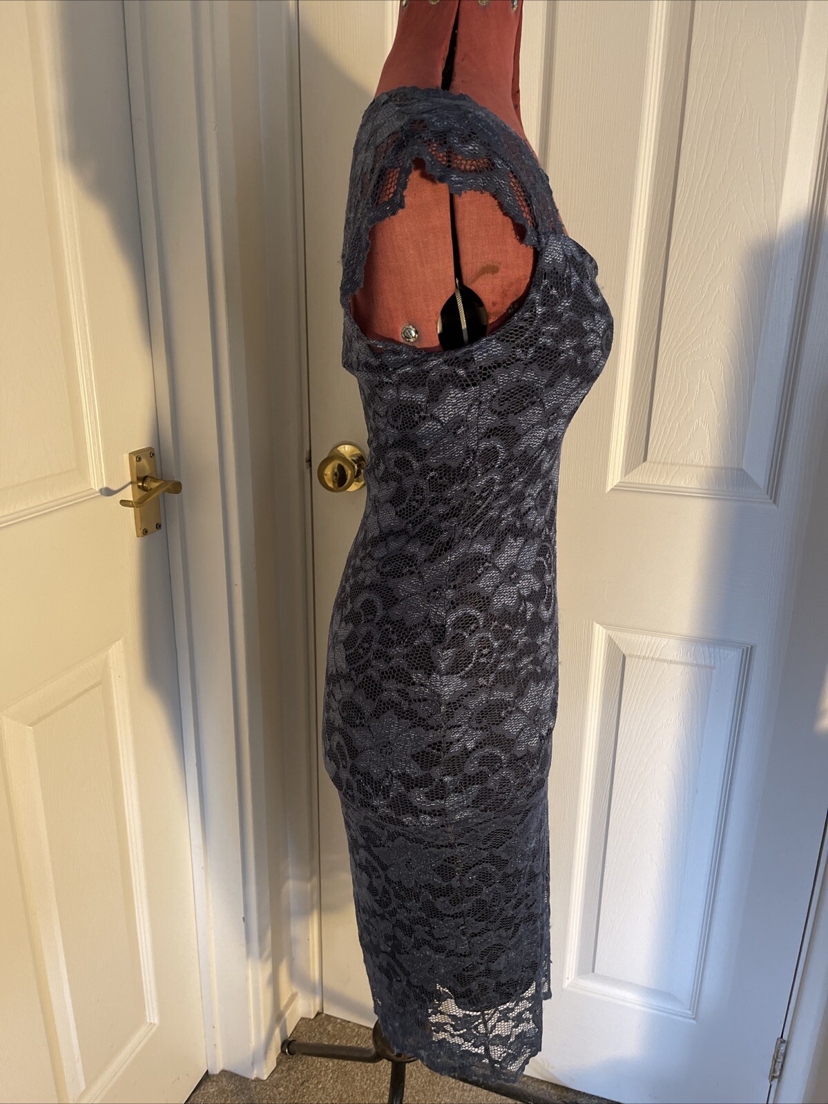 Picture 3 of 12