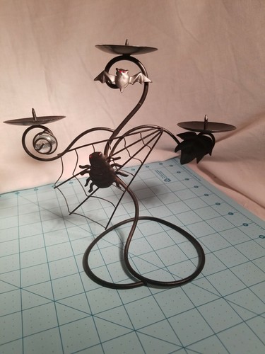 Juego de decoración de Halloween de metal negro - cesta de tela de araña y candelabro de tela de 3 niveles - Imagen 7 de 12