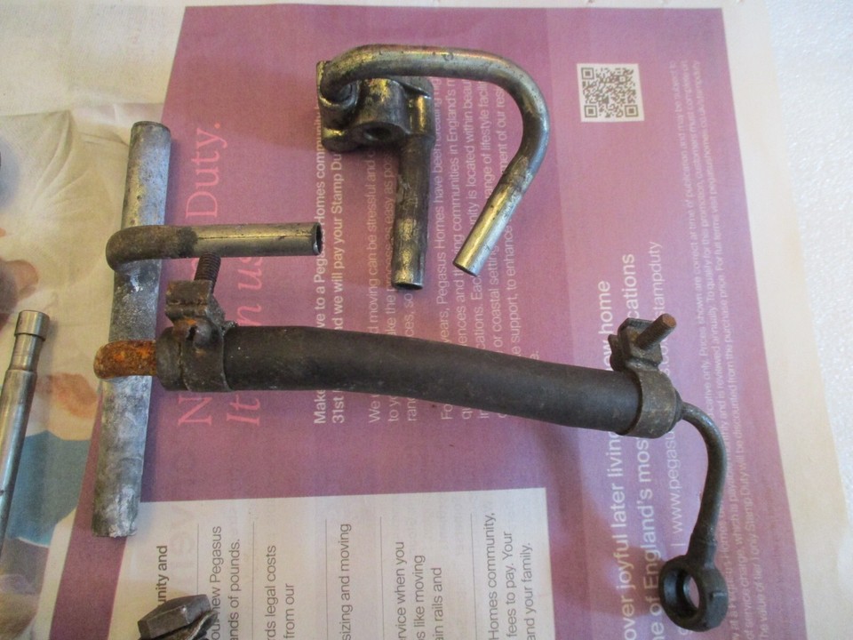 TRIUMPH T140V T120 JOB LOT OF SMALL ENGINE PARTS, FASTENERS ETC eBay