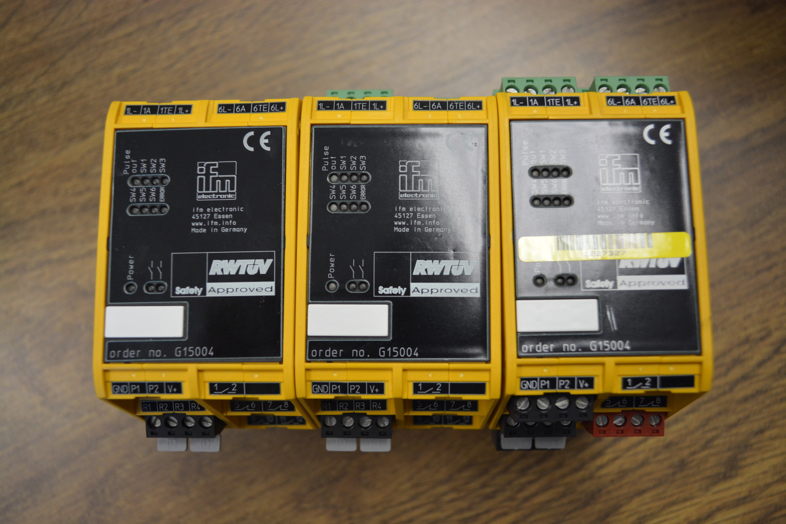 ifm Safety Relay G15004/G1501S Safety Switch Gear eBay