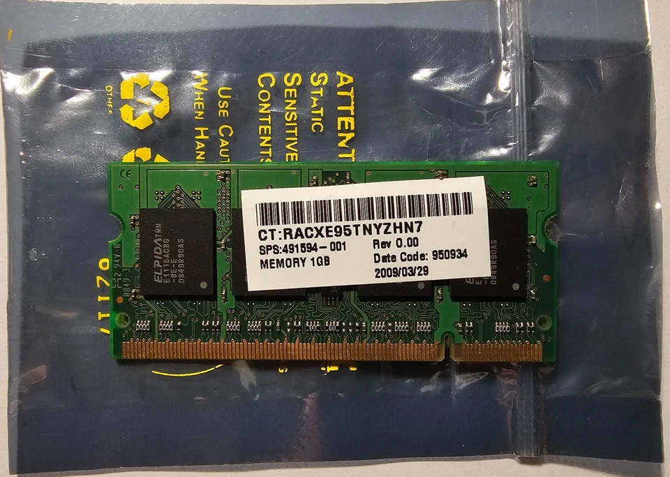 ELPIDA Laptop DIMM Stick 1GB 2Rx16 PC2-6400S-666 EBE11UE6ACUA-8G-E - Image 2 of 2