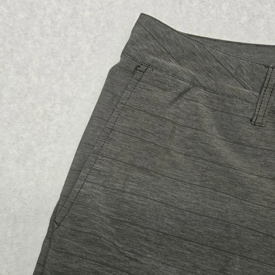 Pantalones Cortos Híbridos BKE Para Hombre 32 Ajuste Atlético Rendimiento Elastizados Informales Bolsillo con Cremallera Foto 3 de 4