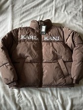 Retro Essentials Jacke Karl Kani Größe L Braun mit Stehkragen Neu mit Etikett