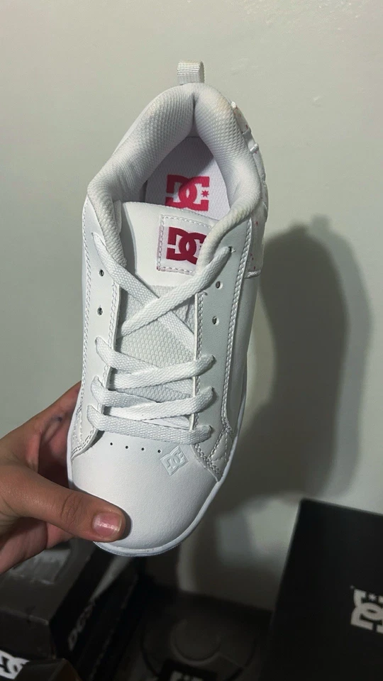 Dc white and multicolor Women’s shoes sizes 7 & 9 - Image 2 of 4