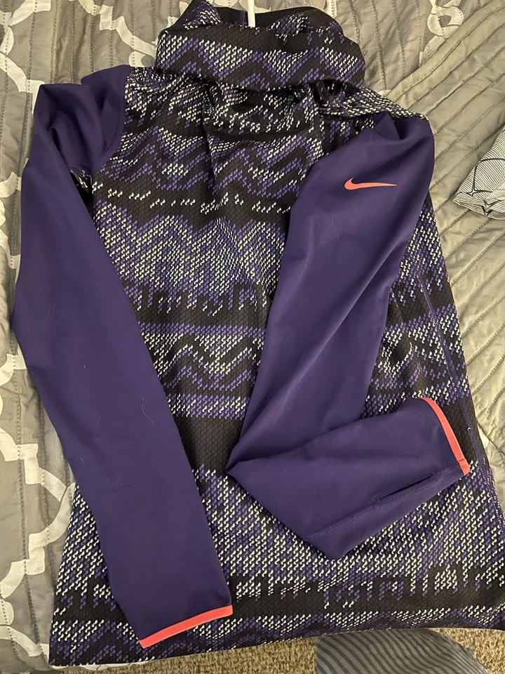 Nike Pro Para Mujer Dri-Fit Hyperwarm Nórdico Infinito Capucha Cuello Talla M Foto 2 de 4