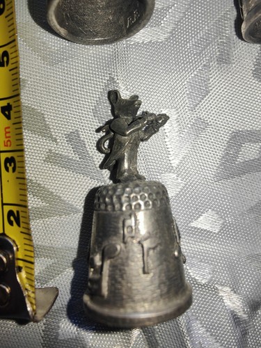 Pewter Thimble Vintage - Picture 2 of 5