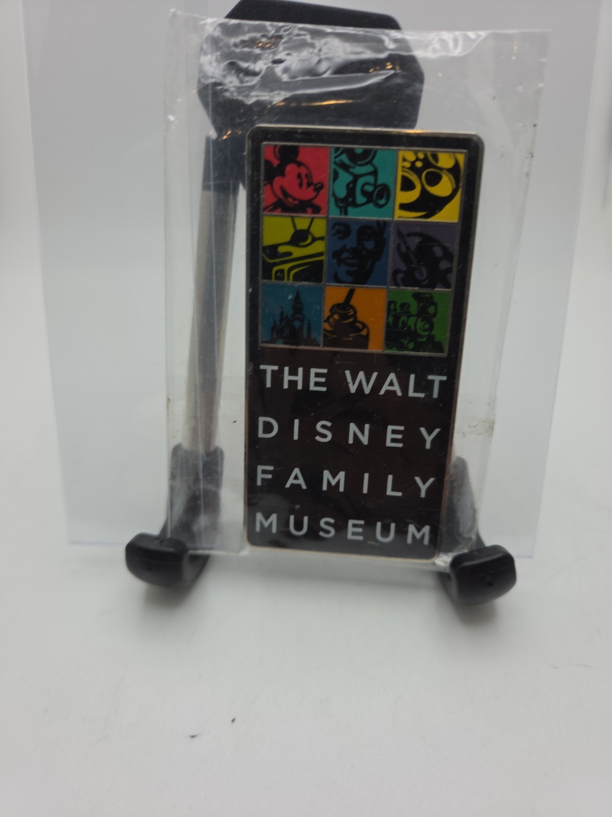 The Walt Disney Family Museum 9 Squares Mickey Mouse TV Painting Magnet (C4)
