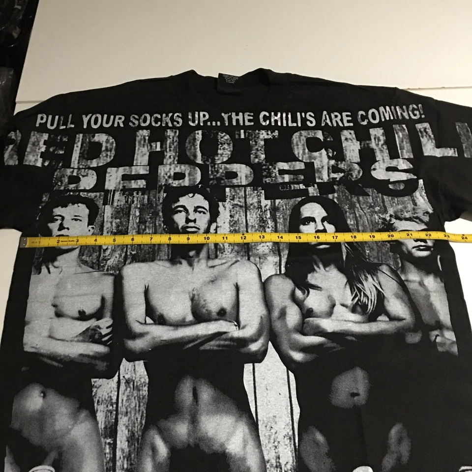 Red Hot Chili Peppers All Over Print T-Shirt Giant XL Modern - Image 4 of 4