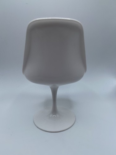 Miniatur Tulpenstuhl Mid Century Modern Acryl Mini, MCM Design Maßstab 1:6 - Bild 4 von 4