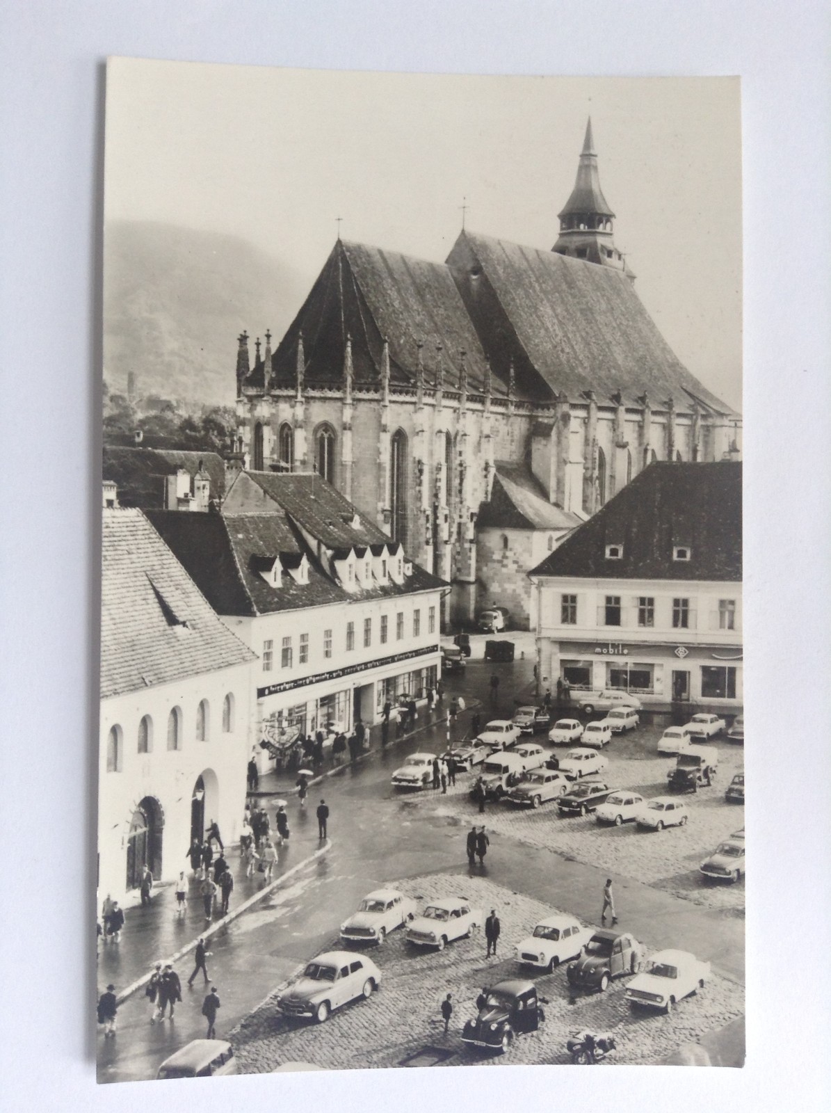 Foto 1 di 2