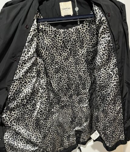Bebe Women’s Black Hooded Rain Jacket Coat Size S Small Leopard Print Lining - Picture 4 of 8