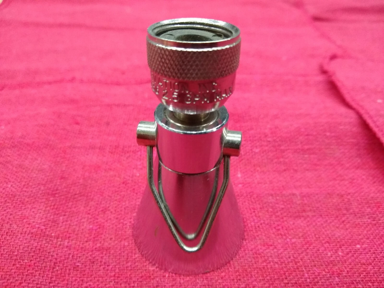 Shower head 2.5 GPM Fundamentals 2"W Showering on/off Function - Chrome