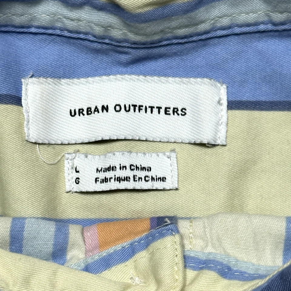 Urban Outfitters Shirt Mens Large Blue Pink Button Up Casual Cotton Short Sleeve - Image 4 of 4
