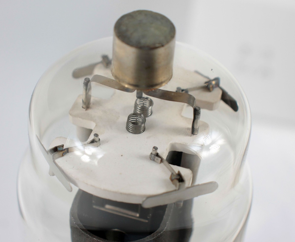 Vintage RCA 813 High Power Transmitting Tube ~ Tested Vintage RCA 813 High Power Transmitting Tube ~ Tested