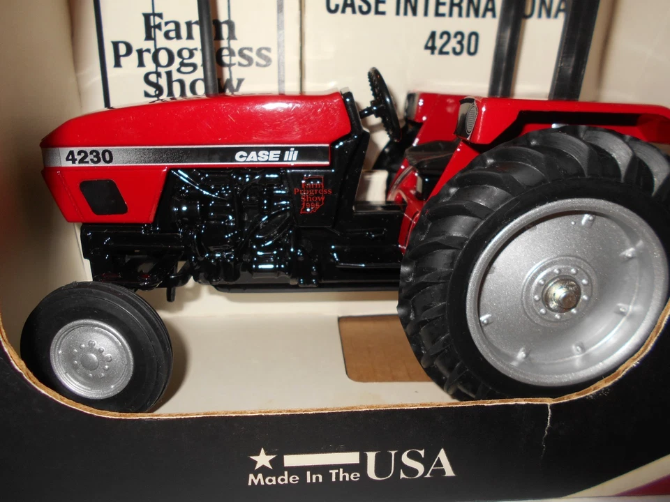 Scale Models 1:16 Case International 4230 Tractor, 1995 Farm Progress Show, NIB - Image 4 of 4