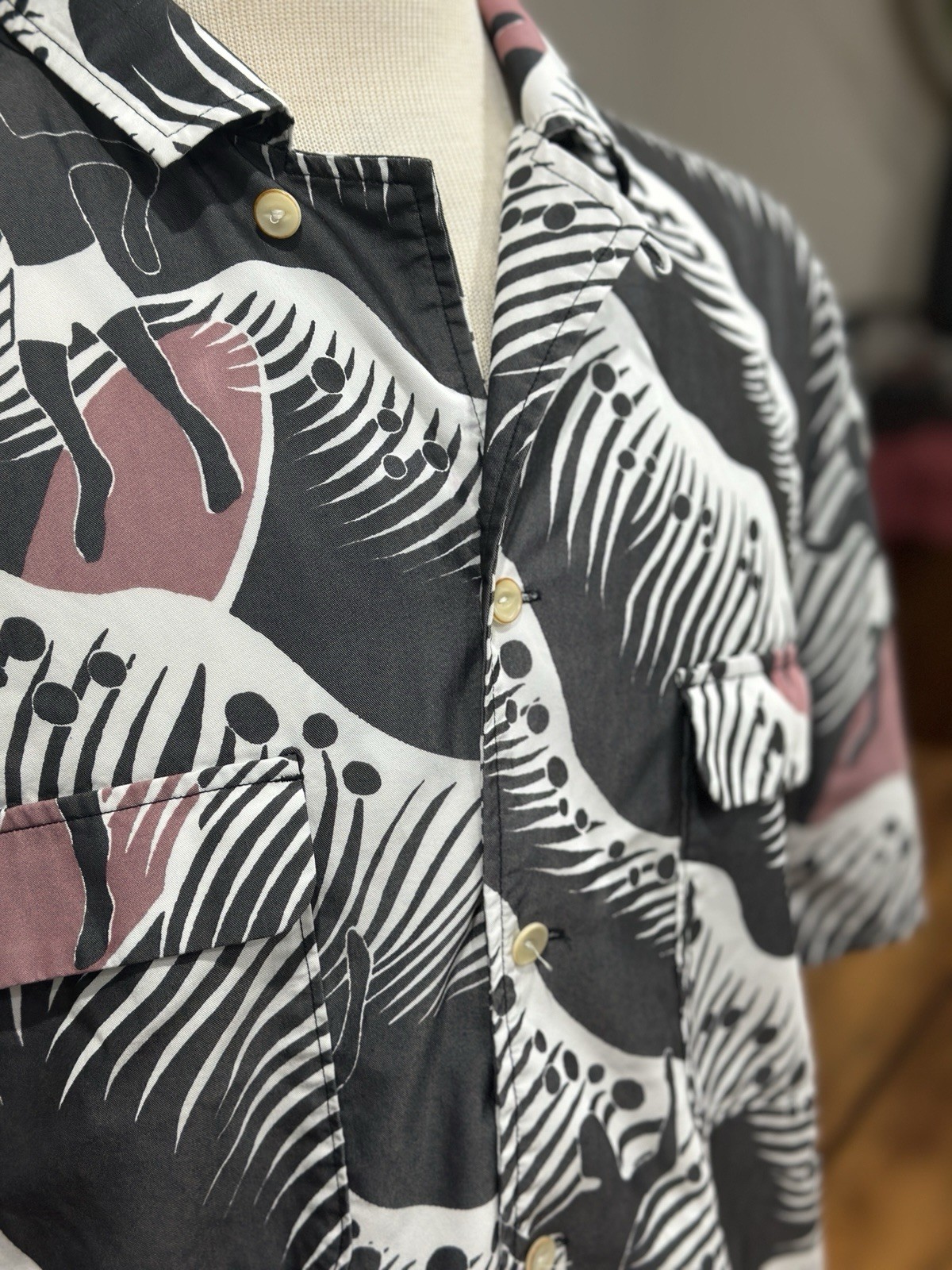 Outerknown Men’s Large Backyard Button Up Shirt, … - image 3