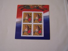 BLOC DE 4 TIMBRES  NEUF PETIT FORMAT  ANNEE DU CHEVAL à 2,76E  faciale 11,04E