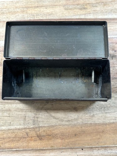 Vintage metal box (26790) - Picture 8 of 8