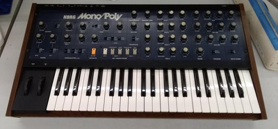 korg Mono Poly MP-4 Analog Synthesizer Vintage Rare Made in Japan 100V