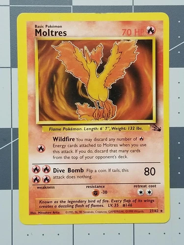 Moltres Fossil Pokemon Card Non Holo 27/62 OC Off Center Miscut Pokemon Card