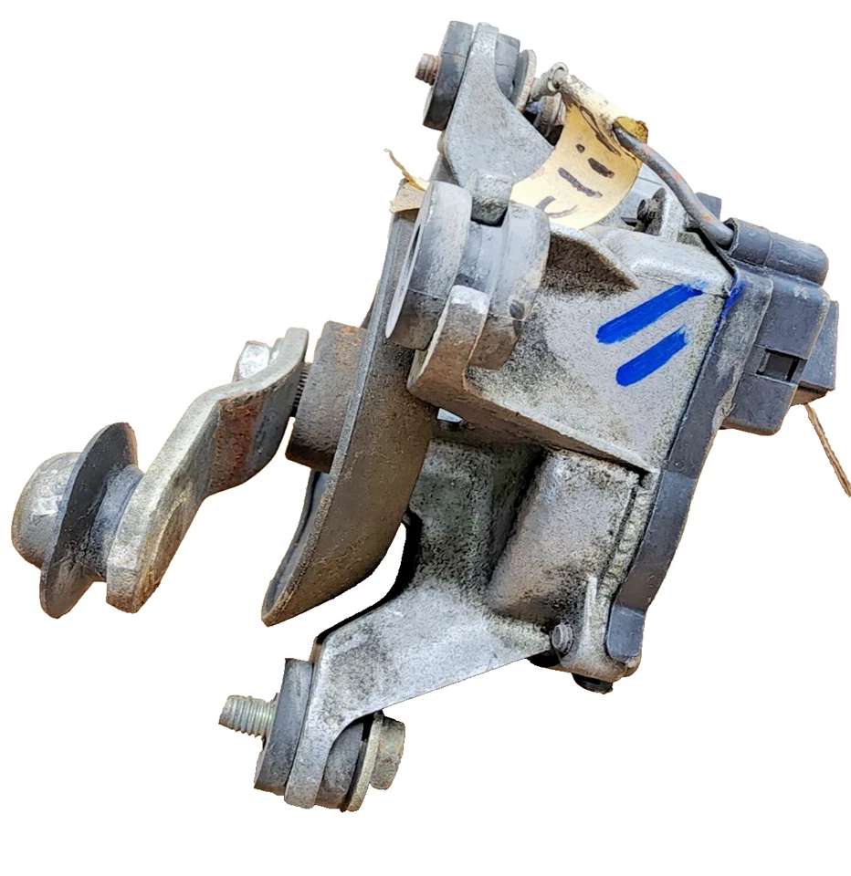 1994–1998 Mitsubishi Galant Front Windshield Wiper Motor OEM - Image 3 of 4