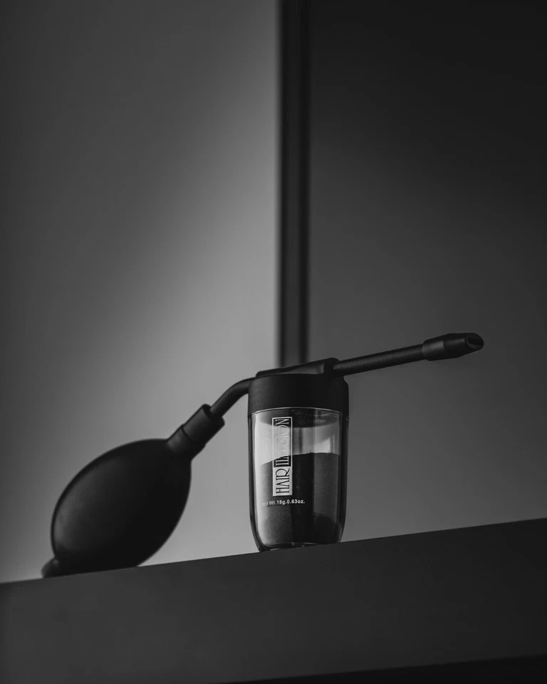 Spray aplicador de fibras capilares HAIR ILLUSION bomba de llenado de cuero cabelludo calvo (SIN FIBRAS) Foto 2 de 4