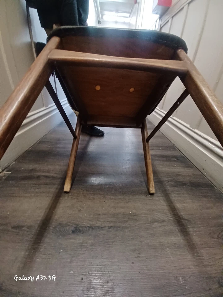 Silla de madera de teca Mid-century Foto 4 de 4