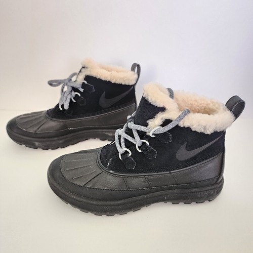 nike woodside chukka 2 women's boot