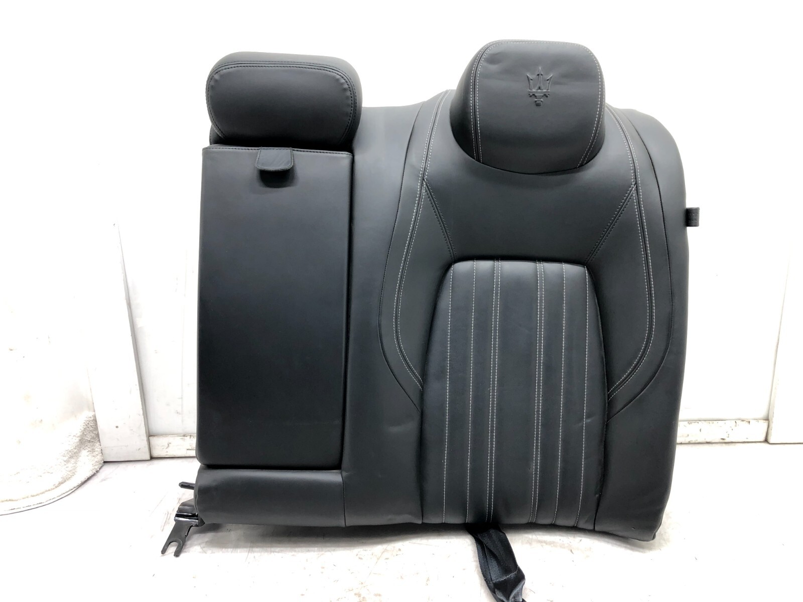 2014-2017 MASERATI GHIBLI Q4 LEFT DRIVER REAR UPPER SEAT CUSHION & HEADREST OEM