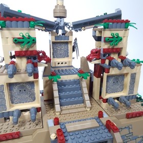 7627 LEGO Indiana Jones Kingdom of the Crystal Skull Temple of the Crystal Skull