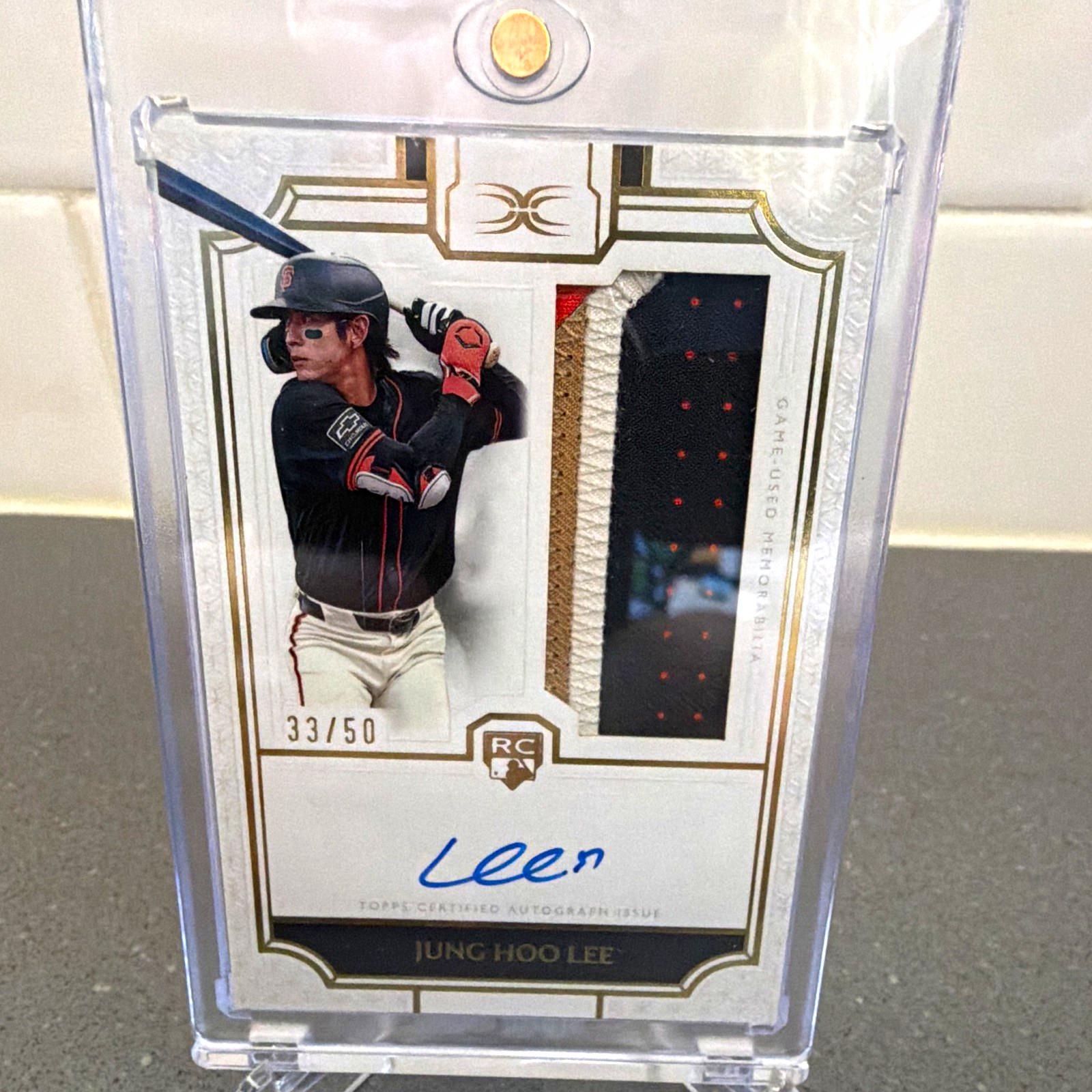 Topps 2024 Definitive Jung-Hoo Lee Giants RC Auto Patch DRPC-JLE /50