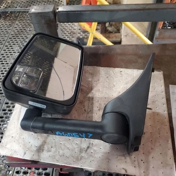 E350 SUPER DUTY    2002 Driver Side View Mirror 556503 - Image 2 of 4